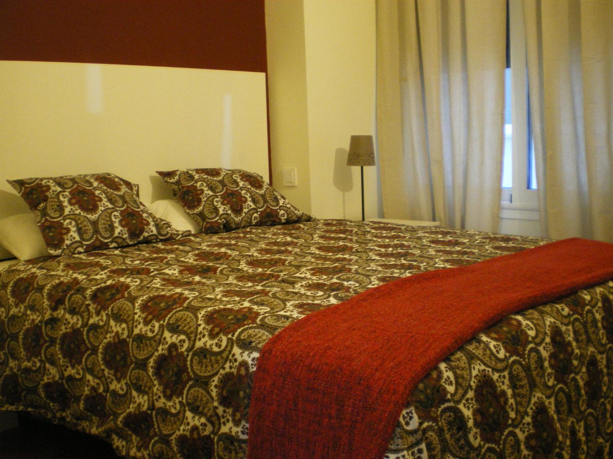 Apartamentos Murallas De Sevilla Екстериор снимка